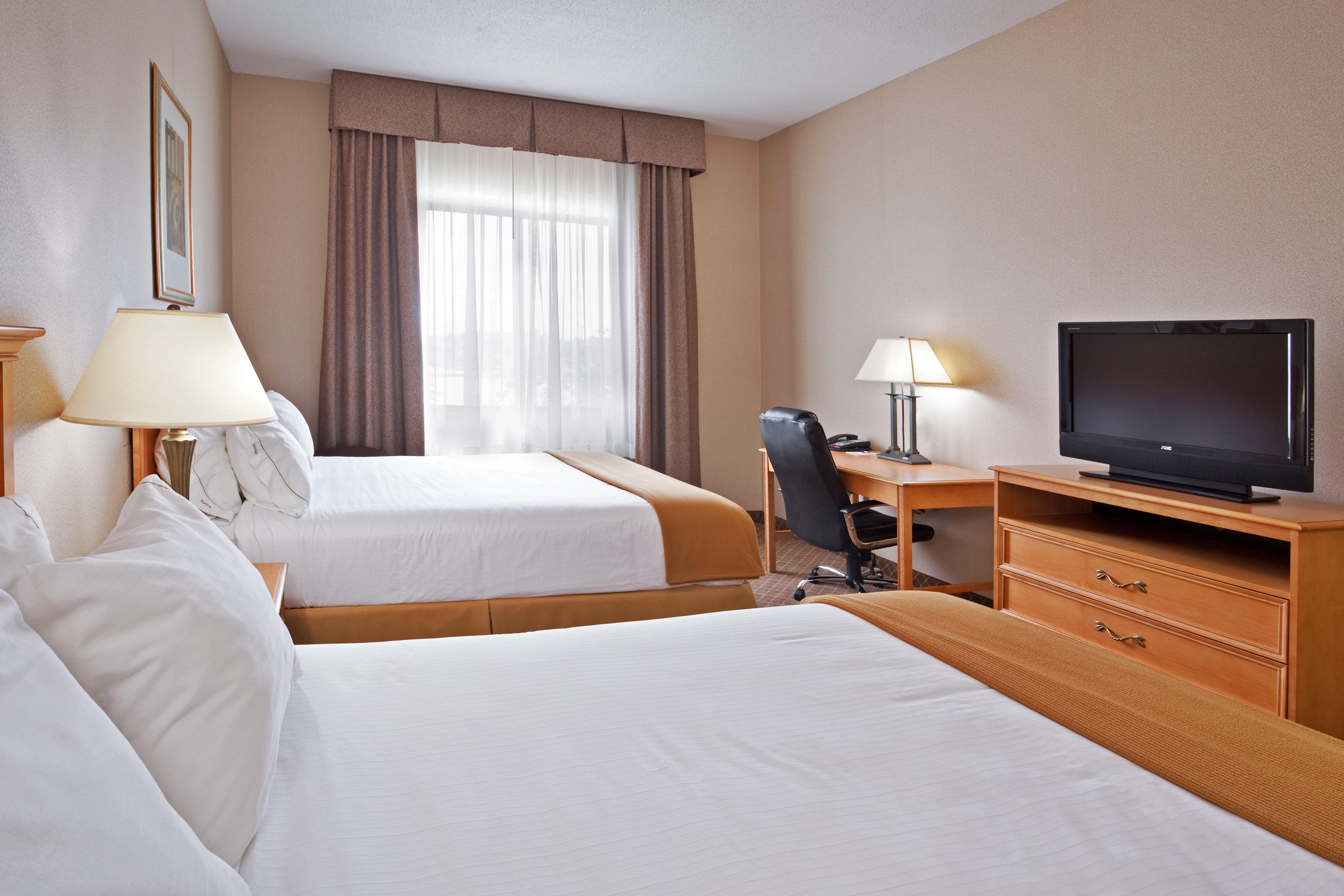 Holiday Inn Express Hotel & Suites Chesterfield - Selfridge Area By Ihg Extérieur photo
